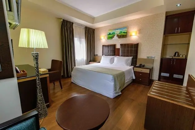 Superior Oda, 1 En Büyük (King) Boy Yatak