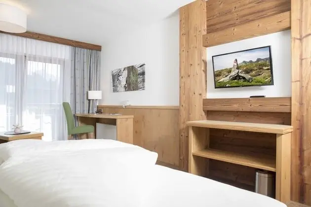 Deluxe Tek Büyük Yataklı Oda, 1 Büyük (Queen) Boy Yatak