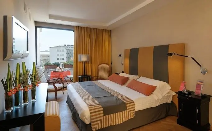 Deluxe Tek Büyük veya İki Ayrı Yataklı Oda