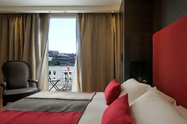 Deluxe Tek Büyük veya İki Ayrı Yataklı Oda