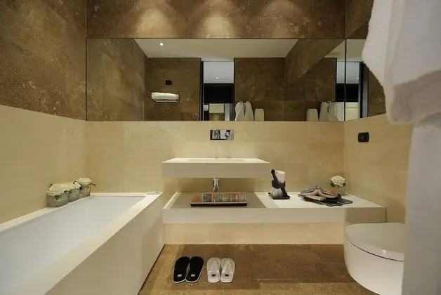 Deluxe Tek Büyük veya İki Ayrı Yataklı Oda