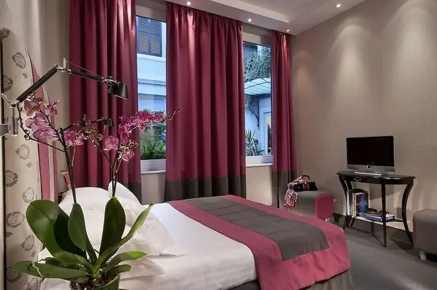 Superior Tek Büyük veya İki Ayrı Yataklı Oda