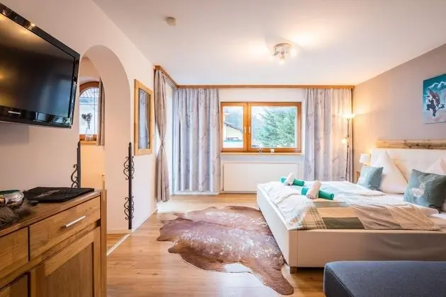 Comfort Tek Büyük Yataklı Oda, 1 Yatak Odası, Sigara İçilmez, Bahçe Manzaralı