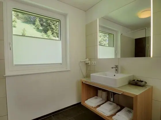 Superior Apart Daire, 2 Yatak Odası, Teras, Dağ Manzaralı