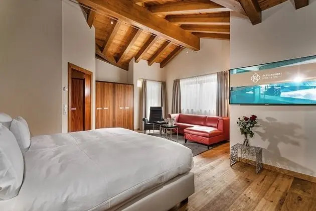 Süit (Tower Suite with Private Spa)