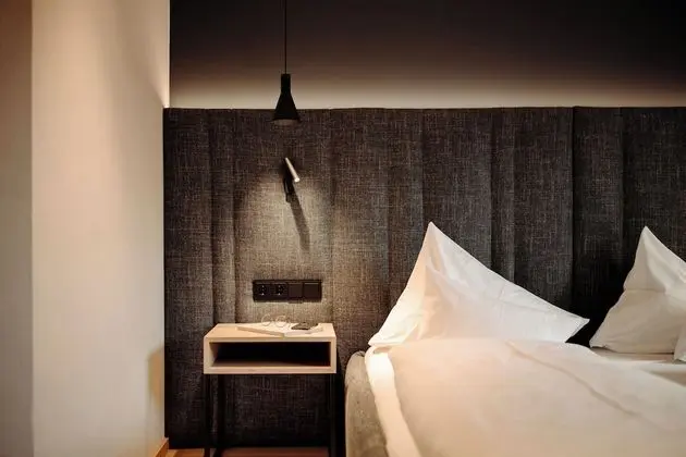 Classic Tek Büyük Yataklı Oda