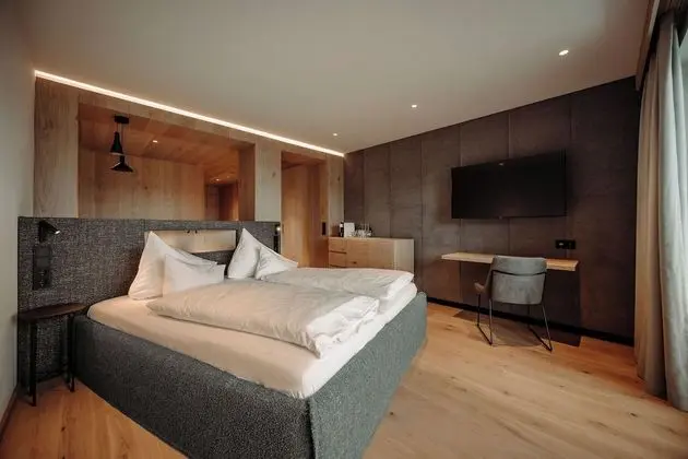 Panoramic Tek Büyük Yataklı Oda, Balkon, Dağ Manzaralı