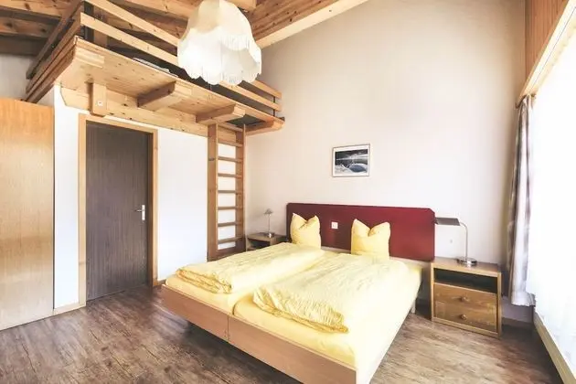 Family Üç Kişilik Oda