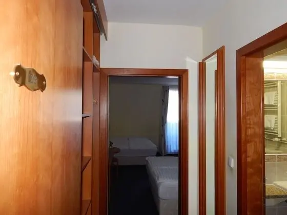 Tek Büyük Yataklı Oda