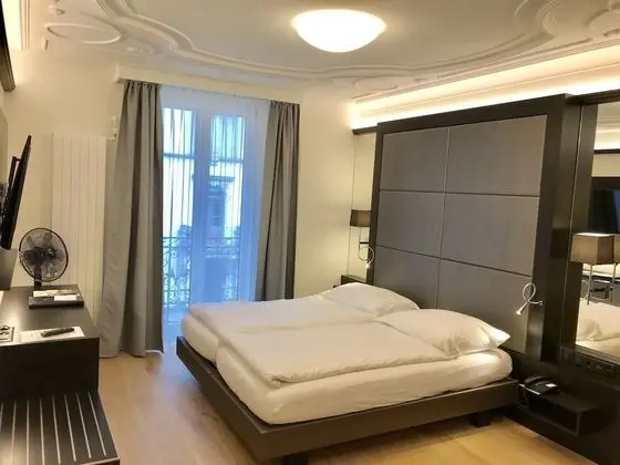 Deluxe Tek Büyük Yataklı Oda (Design)
