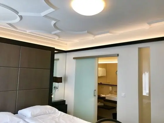 Deluxe Tek Büyük Yataklı Oda (Design)