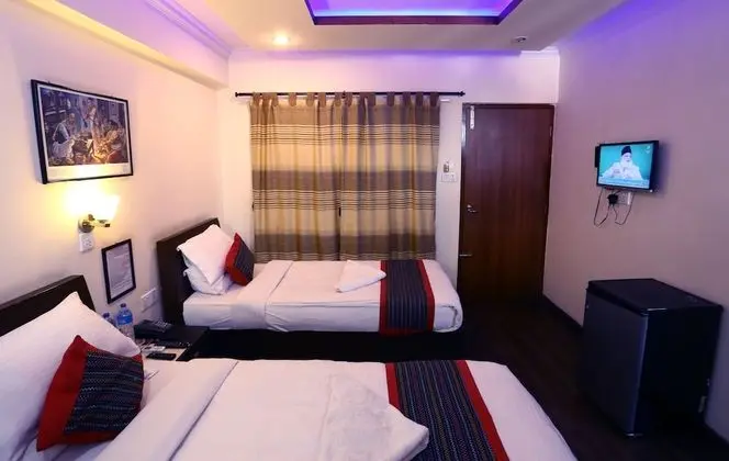 Deluxe Tek Büyük veya İki Ayrı Yataklı Oda