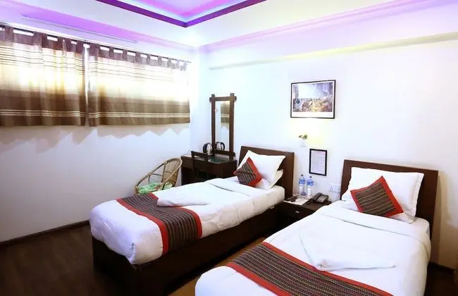 Deluxe Tek Büyük veya İki Ayrı Yataklı Oda