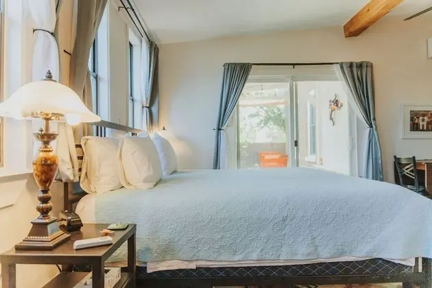 Deluxe Oda (Twin Sisters En Suite)