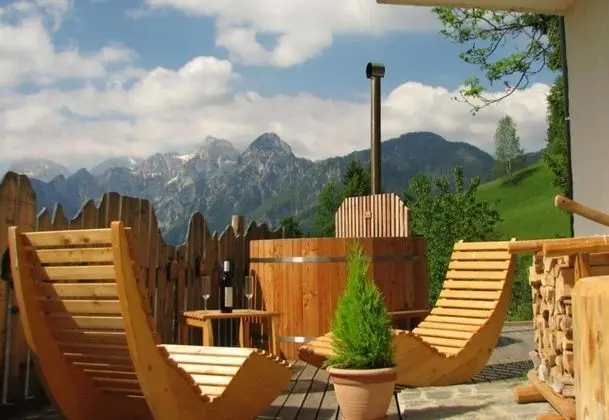 Family Dağ Evi, Birden Çok Yatak, 2 Banyolu, Bahçeli (Alpine Dream Chalet With Private Ski)