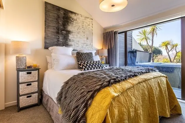 Villa (2 Bedrooms)