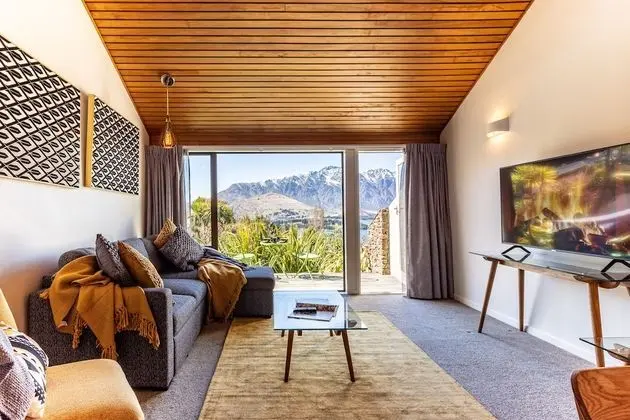 Villa (2 Bedrooms)