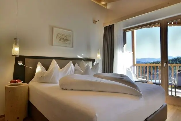 Panoramic Tek Büyük Yataklı Oda, 1 Çift Kişilik Yatak ve Çekyat, Balkon, Dağ Manzaralı