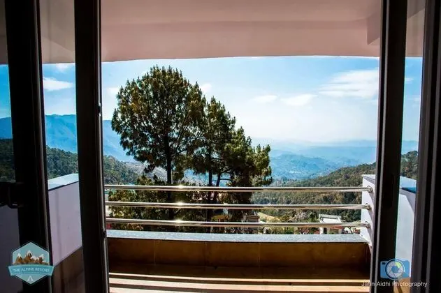 Premium Tek Büyük Yataklı Oda