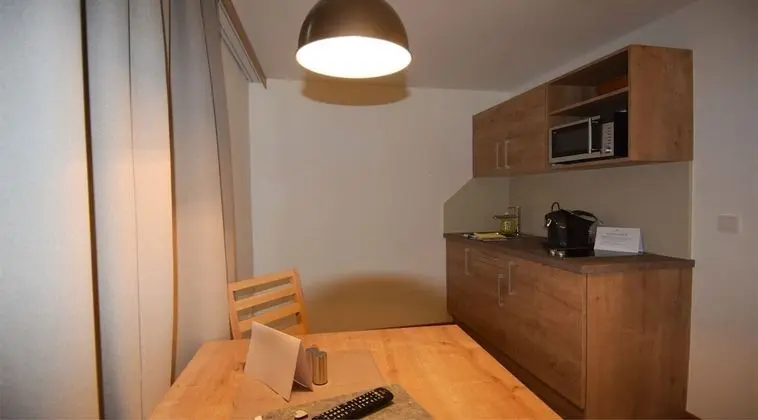 Stüdyo, Dağ Manzaralı