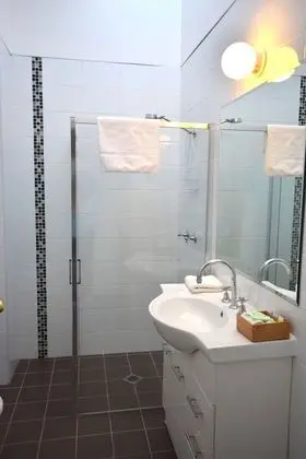 Deluxe Oda, Göl Manzaralı (Upper Level, 4 People)