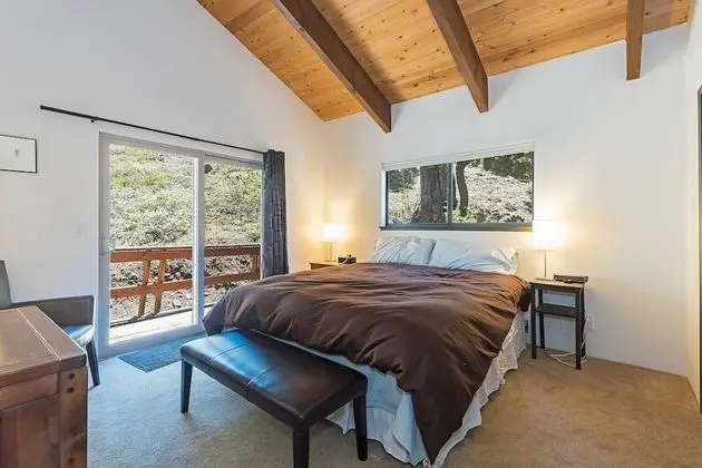 Ev, Birden Çok Yatak (Alpine Meadows Cabin)
