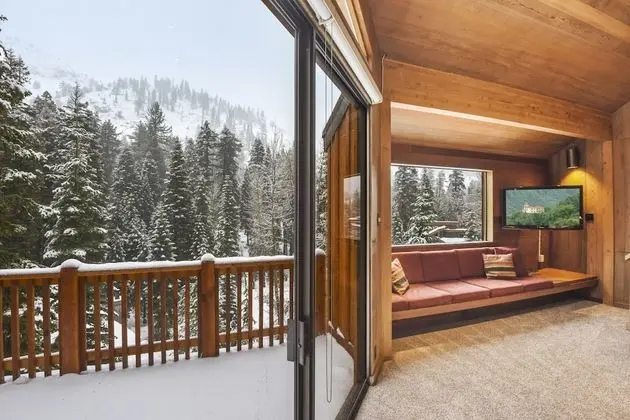 Ev, Birden Çok Yatak, Balkon, Dağ Manzaralı