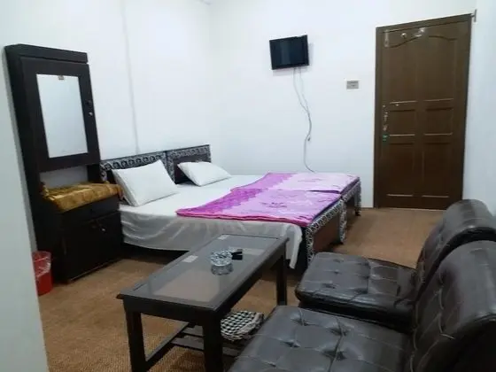 Standard Tek Büyük Yataklı Oda