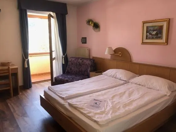 Tek Büyük veya İki Ayrı Yataklı Oda