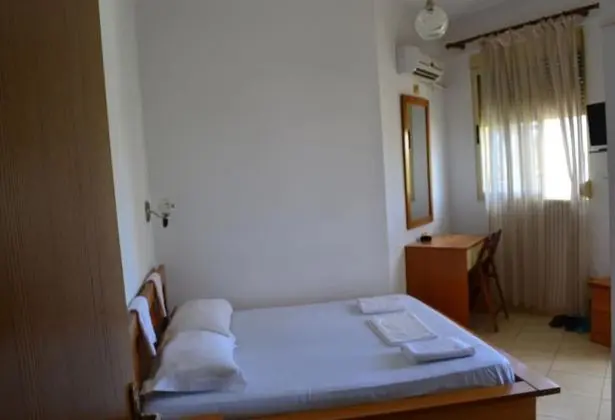 Tek Büyük Yataklı Oda, Balkon