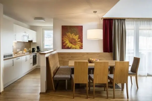 Apart Daire, 3 Yatak Odası, Balkon, Dağ Manzaralı (Glockenblume)