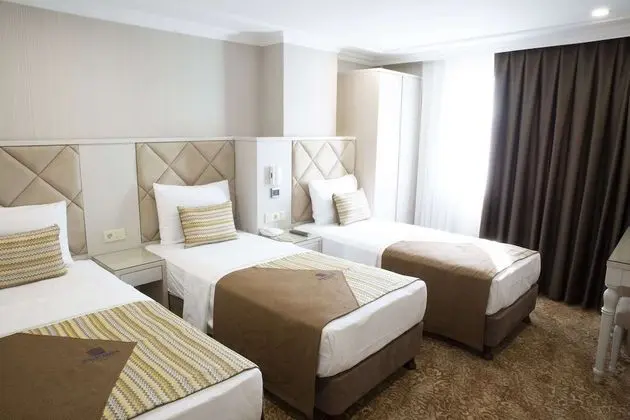 Superior Triple Room