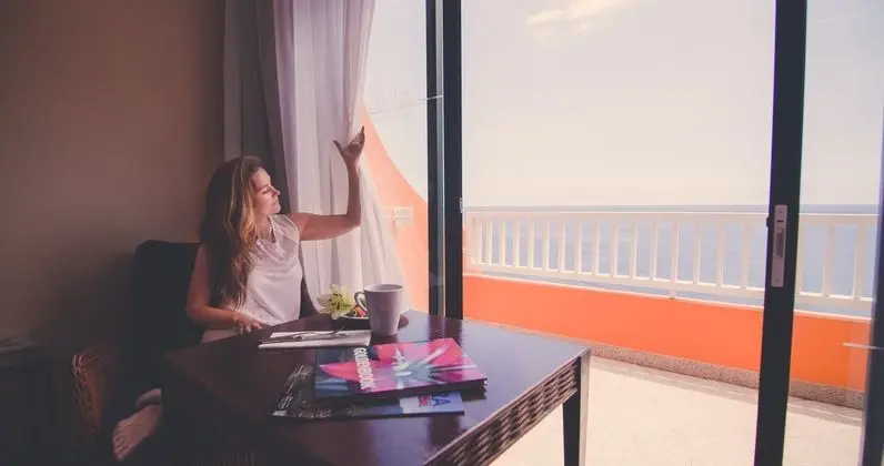 1 Çift Kişilik Veya 2 Tek Kişilik Yatak Sea View