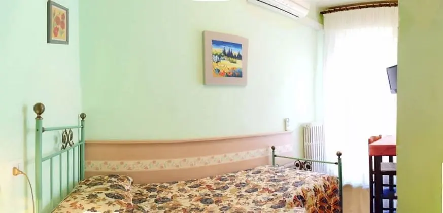 Tek Kişilik Oda, Balkon