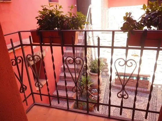 Basic Tek Büyük Yataklı Oda, 1 Çift Kişilik Yatak, Şömine, Avlu Manzaralı