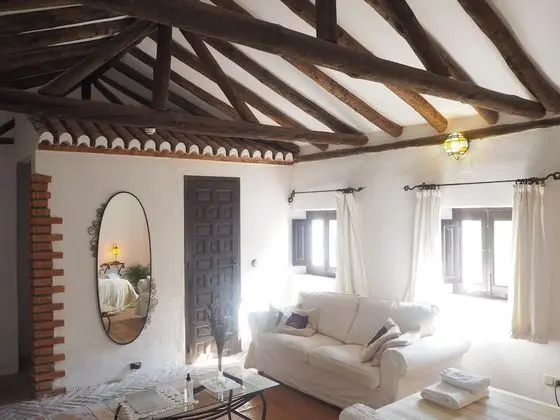 Basic Tek Büyük Yataklı Oda, Şömine, Vadi Manzaralı