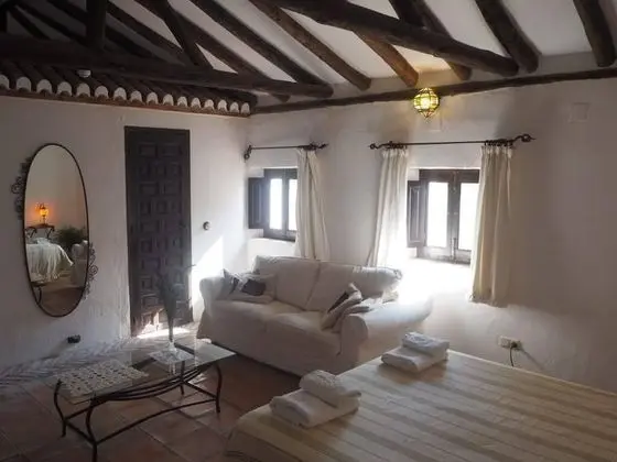 Basic Tek Büyük Yataklı Oda, Şömine, Vadi Manzaralı