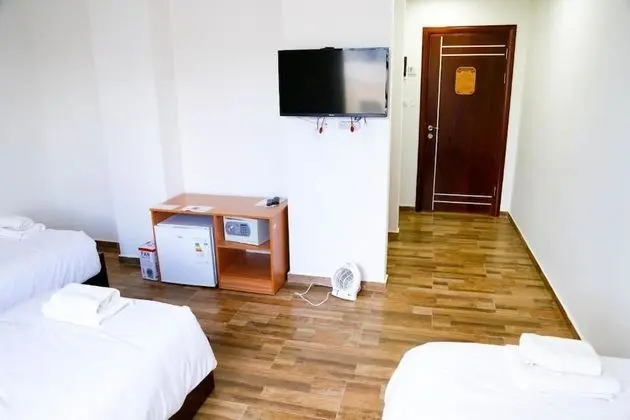 Üç Kişilik Oda