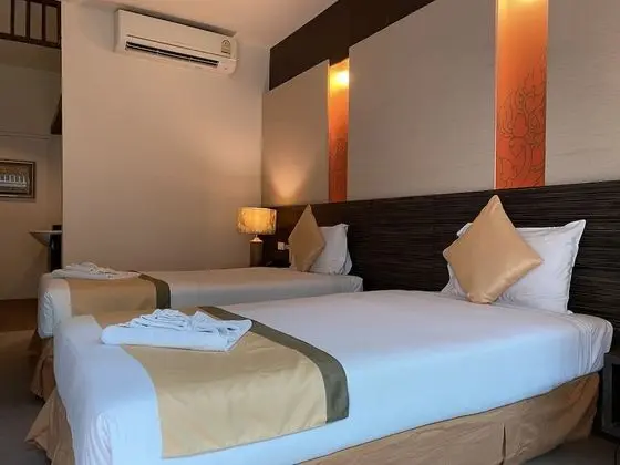 Stüdyo, Avlu