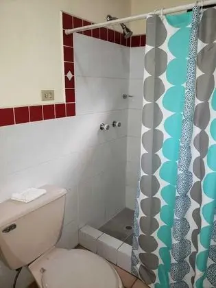 Traditional Tek Büyük Yataklı Oda