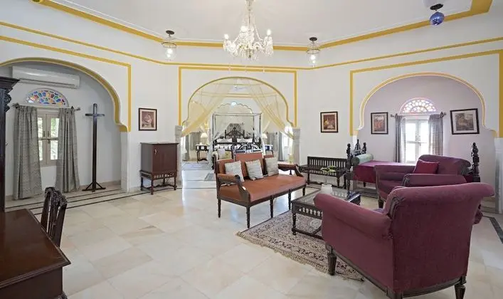 Super Deluxe Room.