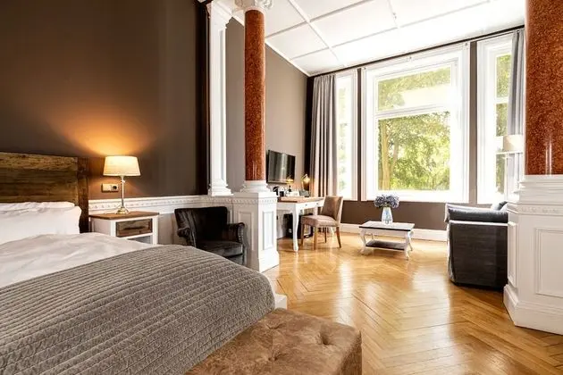 Deluxe Tek Büyük Yataklı Oda, Göl Manzaralı