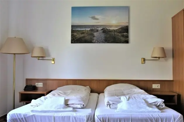 Tek Büyük veya İki Ayrı Yataklı Oda