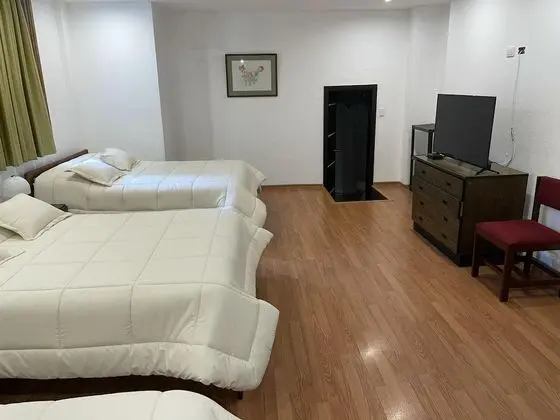 Traditional Üç Kişilik Oda