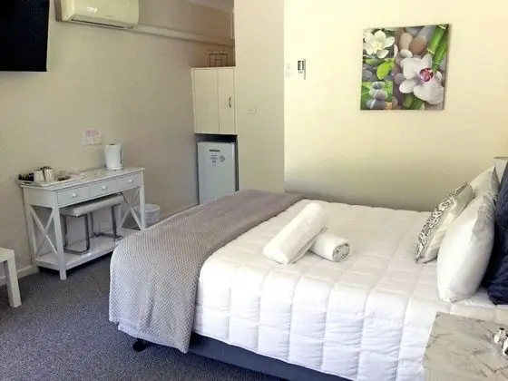 Oda (Queen Room)