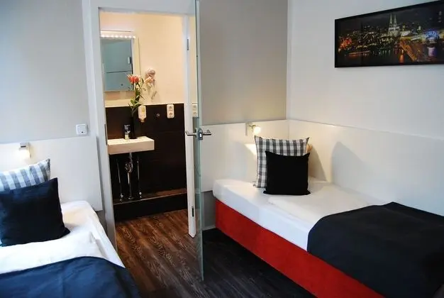 Comfort Tek Büyük Yataklı Oda