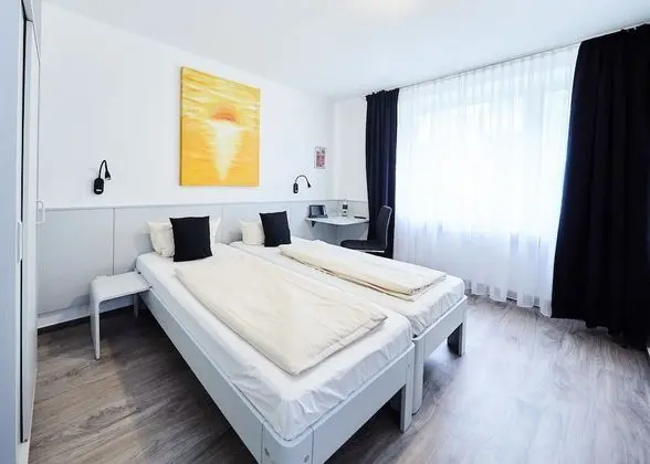 Comfort Tek Büyük Yataklı Oda
