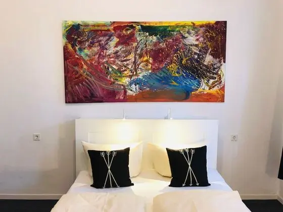 Comfort Tek Büyük Yataklı Oda