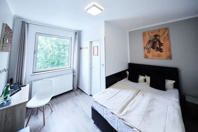 Comfort Tek Büyük Yataklı Oda