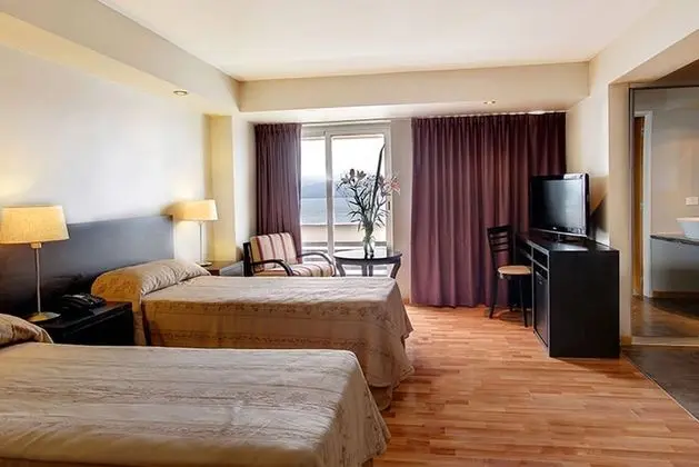 Superior Tek Büyük Yataklı Oda, Kısmi Göl Manzaralı